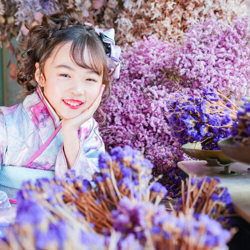 千葉市ドライフラワーたくさんのおしゃれ可愛いフォトスタジオで七五三撮影